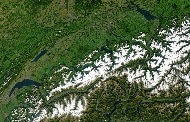 Soubor:Satellite image of Switzerland in September 2002.jpg