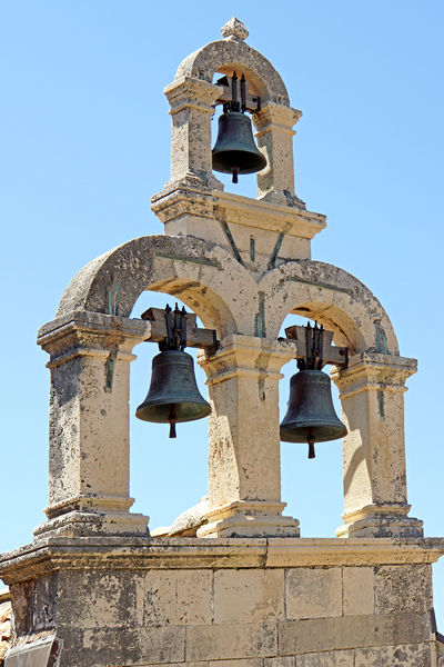 Soubor:Croatia-01867-Bells of St. Sebastian Church-DJFlickr.jpg