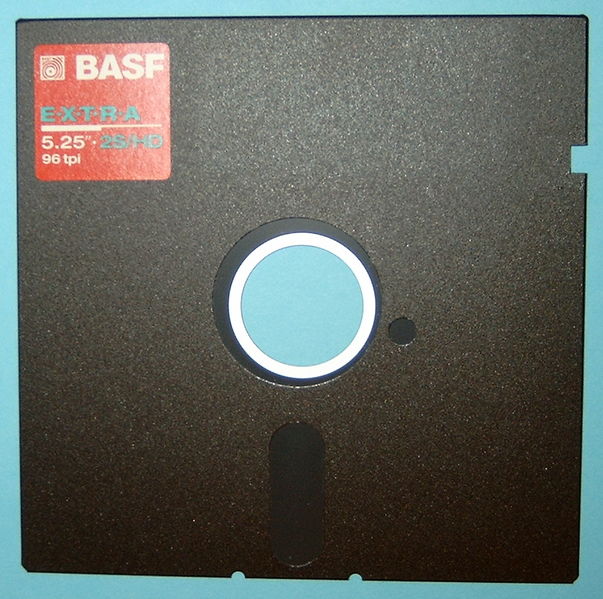 Soubor:5 25-HD-Diskette.jpg