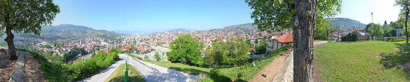 Soubor:Panorama de Sarajevo.jpg