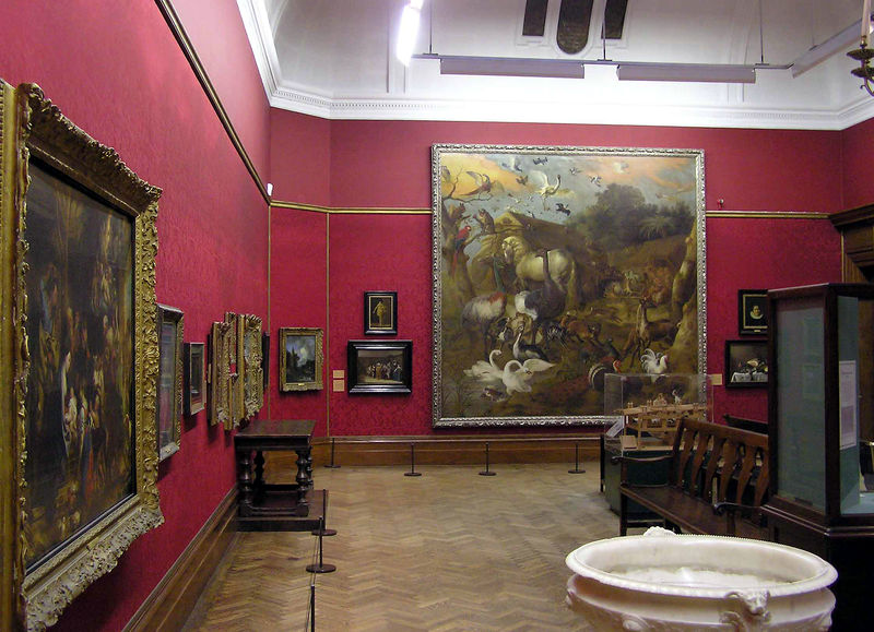 Soubor:Bristol art.gallery.interior.arp.jpg