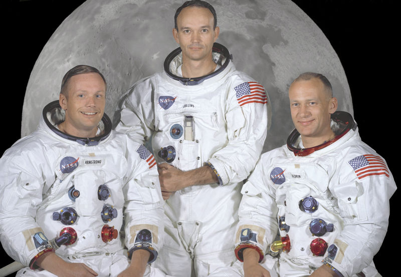 Soubor:The Apollo 11 Prime Crew - GPN-2000-001164.jpg