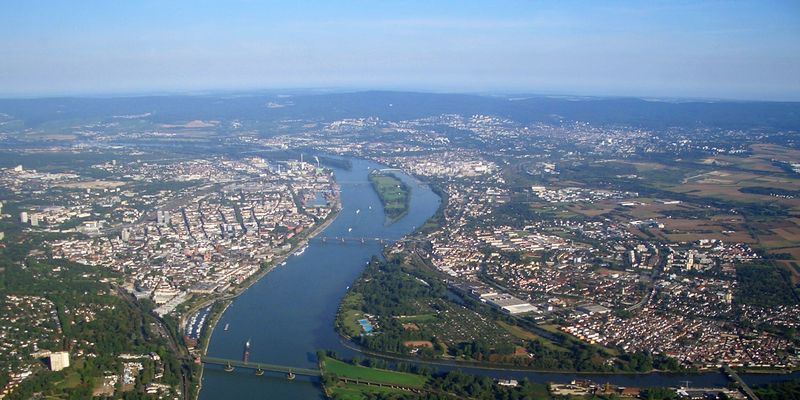 Soubor:Mainz aerial photograph.jpg
