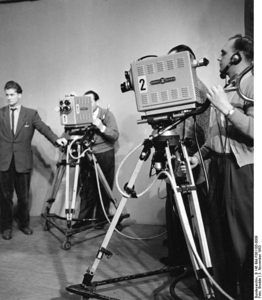Soubor:Bundesarchiv B 145 Bild-F001105-0009, Köln, WDR Fernsehstudio.jpg