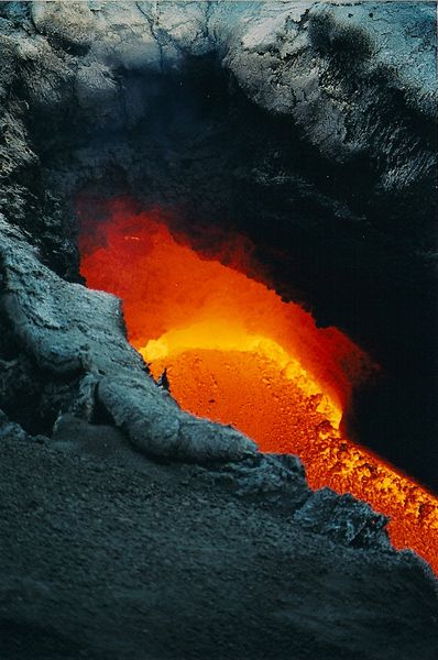 Soubor:Etna - 2004 eruptive vent.jpg
