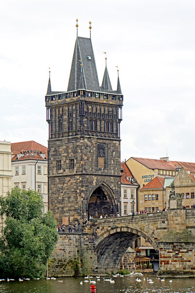 Soubor:Czech-03940-Old Town Bridge Tower-DJFlickr.jpg