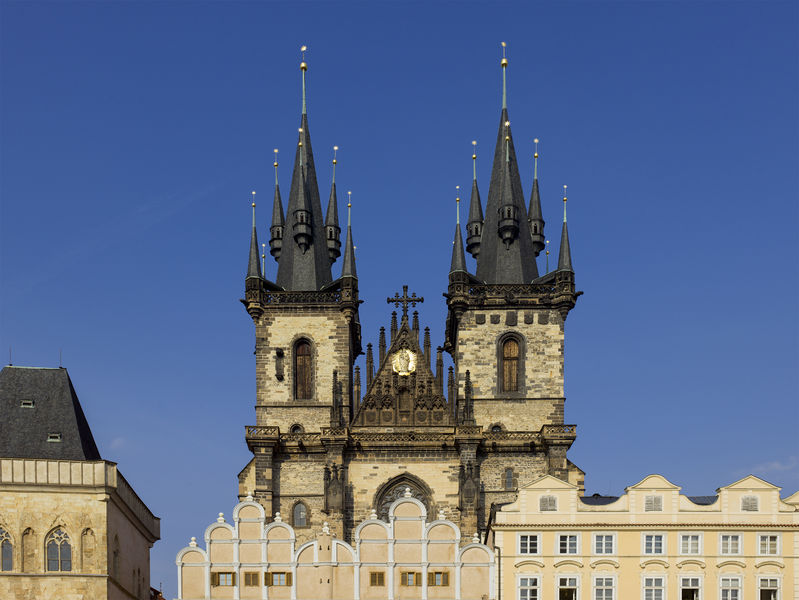 Soubor:Czech-2013-Prague-Church of Our Lady in front of Týn 01.jpg