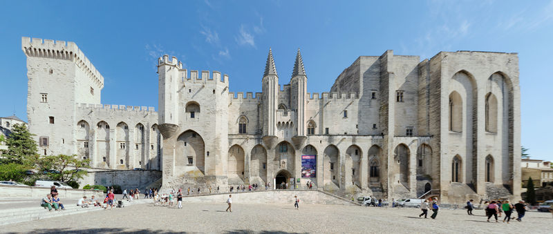 Soubor:Avignon Palais des Papes 2013.jpg