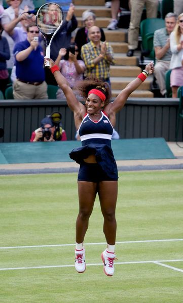 Soubor:Serena Williams wins Gold cropped.jpg